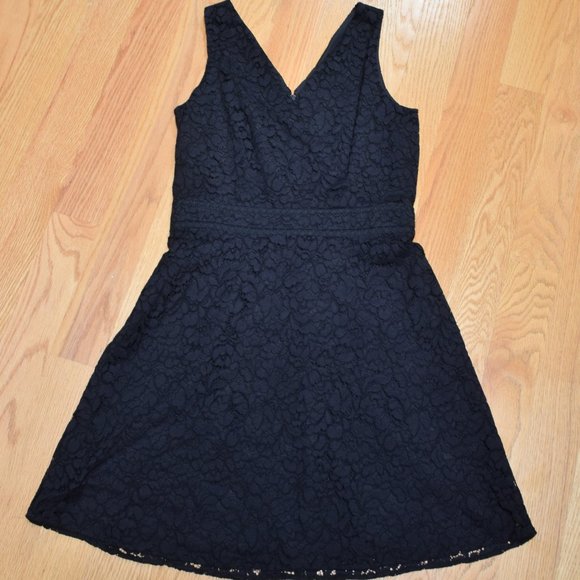 NWT Loft Sleeveless V-Neck Lace Dress in Women's Size 8T - Picture 4 of 16